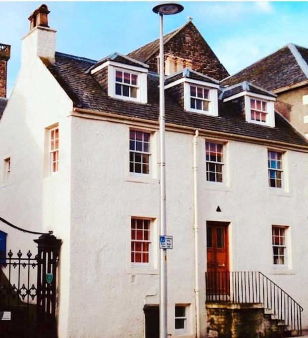 Jacobite'S Retreat, 17Th Century Cottage In The Heart Of Inverness Exteriör bild